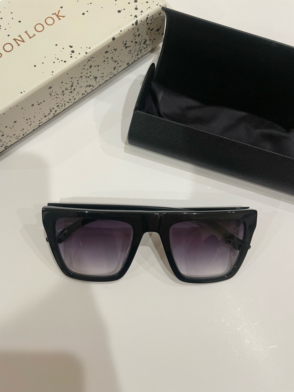 Black Oversized Square Sunglasses for Women - Gradient Purple Lenses